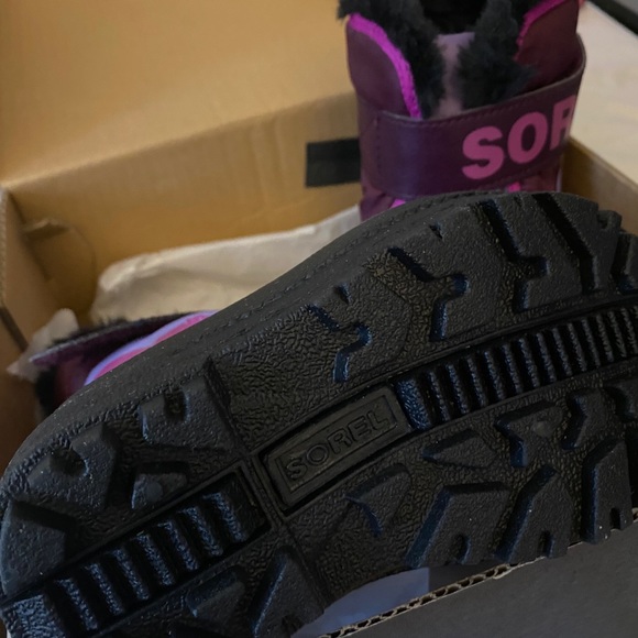 Sorel Boots with fur - Picture 3 of 6